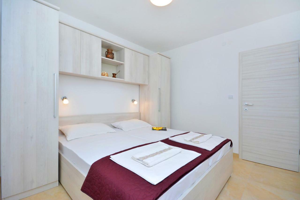 Apartment Reljic Seget Vranjica Eksteriør bilde