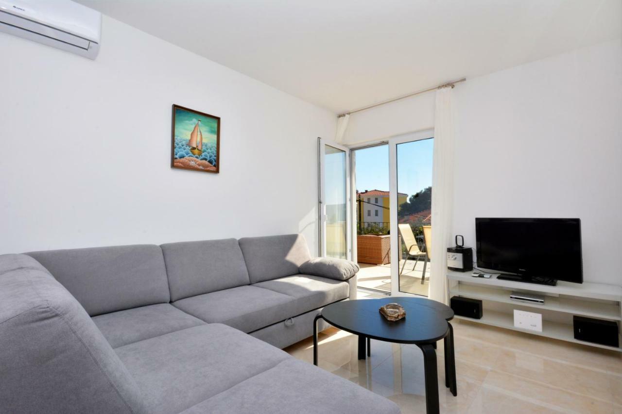 Apartment Reljic Seget Vranjica Eksteriør bilde
